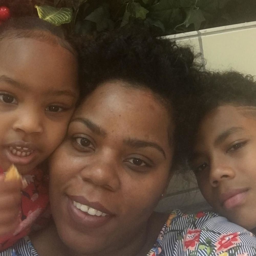 Meet your Posher, Ivorie